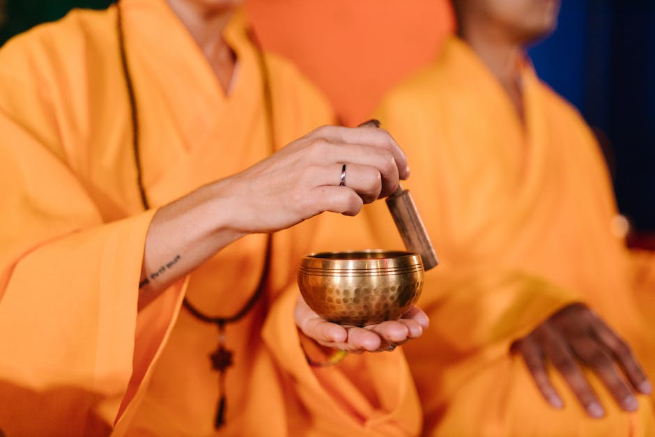 cannabis and yoga a match made in mindfulness heaven photo 2