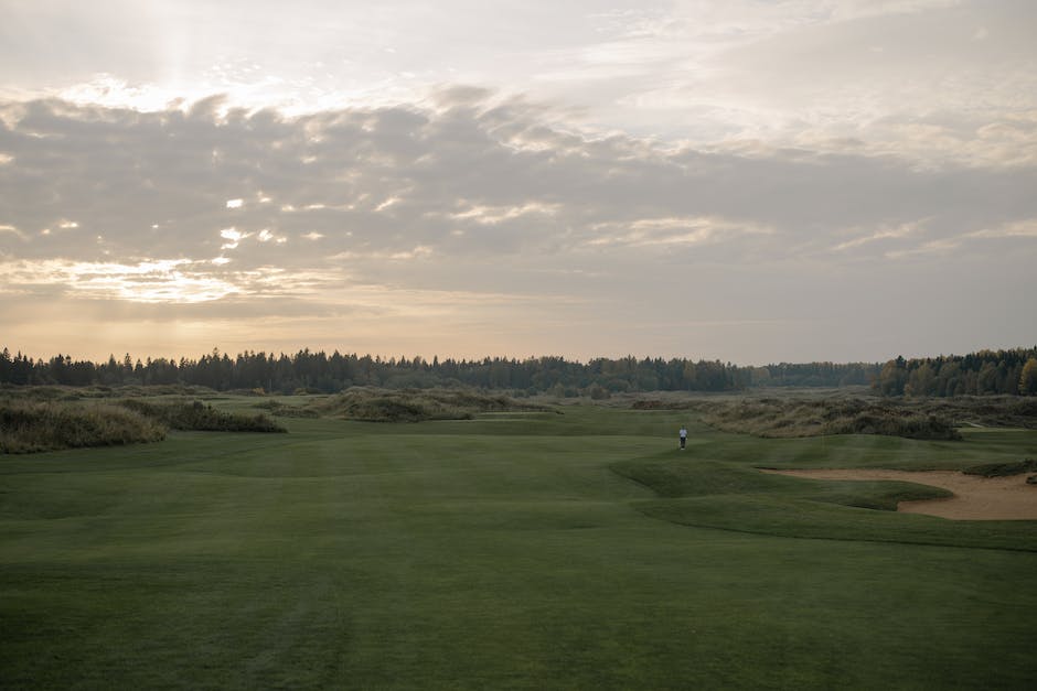 Tee Time: The Impact of Cannabis on Your Golf Performance