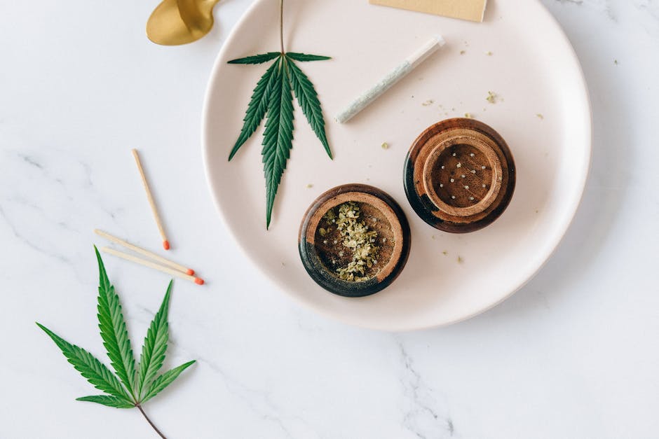 “The Art Of Cannabis Pairing: Matching Your Favorite Strains With Food And Beverages”